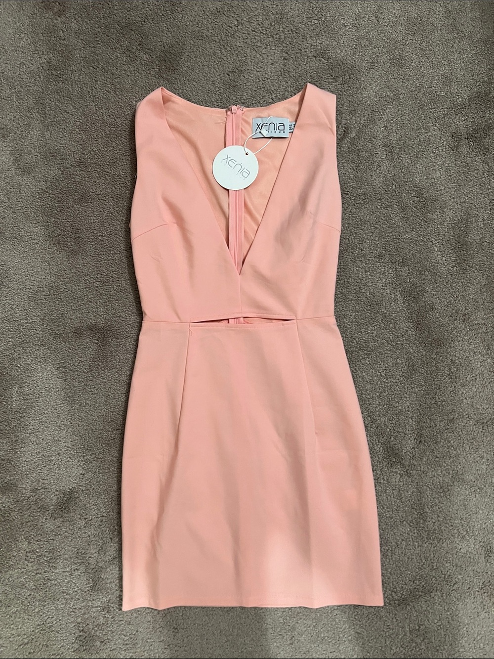Xenia boutique peach cutout deep v bodycon mini dress. - Picture 2 of 7